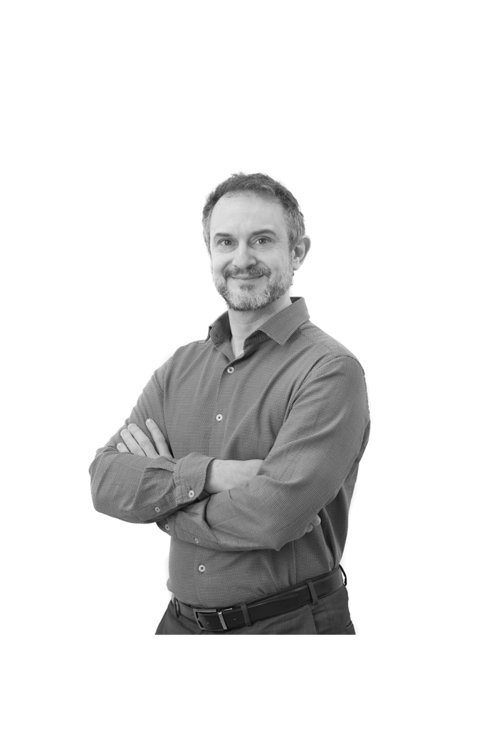 Equipo de trabajo Fernando Azanza 670x1030 - Equipo de trabajo