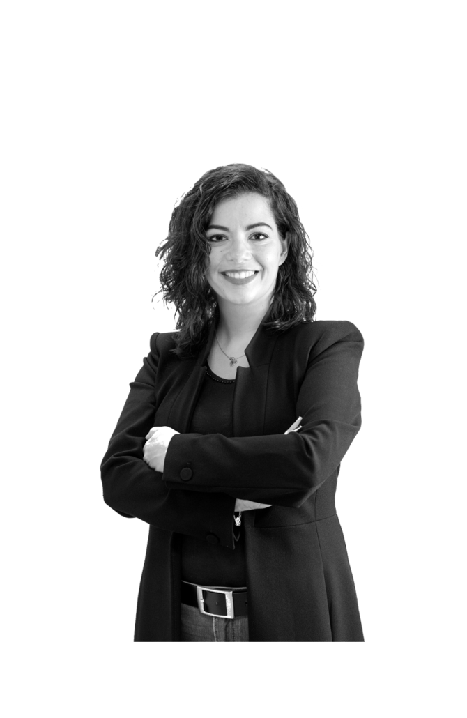 Equipo de trabajo rocio camacho 670x1030 - Equipo de trabajo