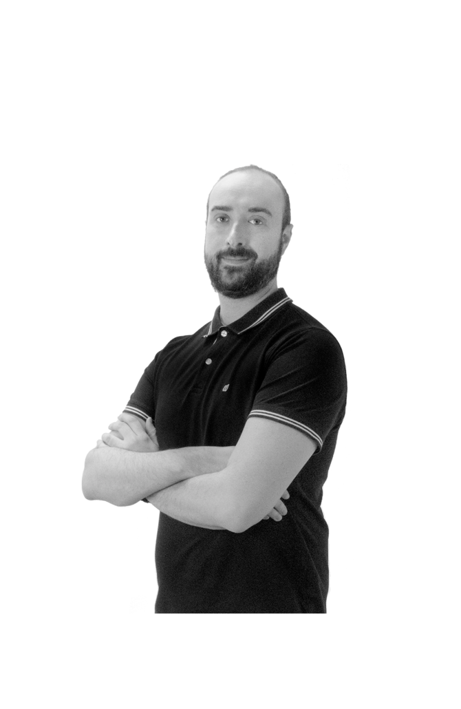 Equipo de trabajo ivan uterga 670x1030 - Equipo de trabajo
